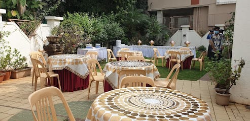 Supreme Caterers And Mangal Kendra