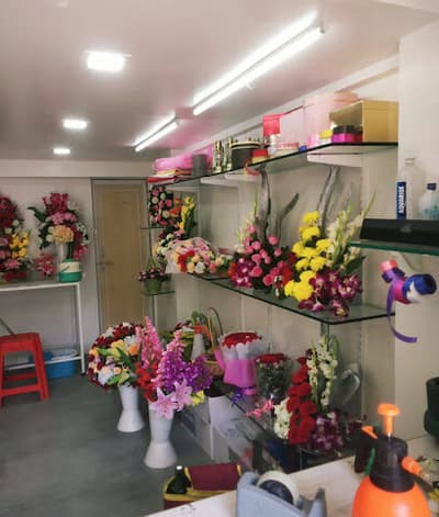 Mundhe flowers